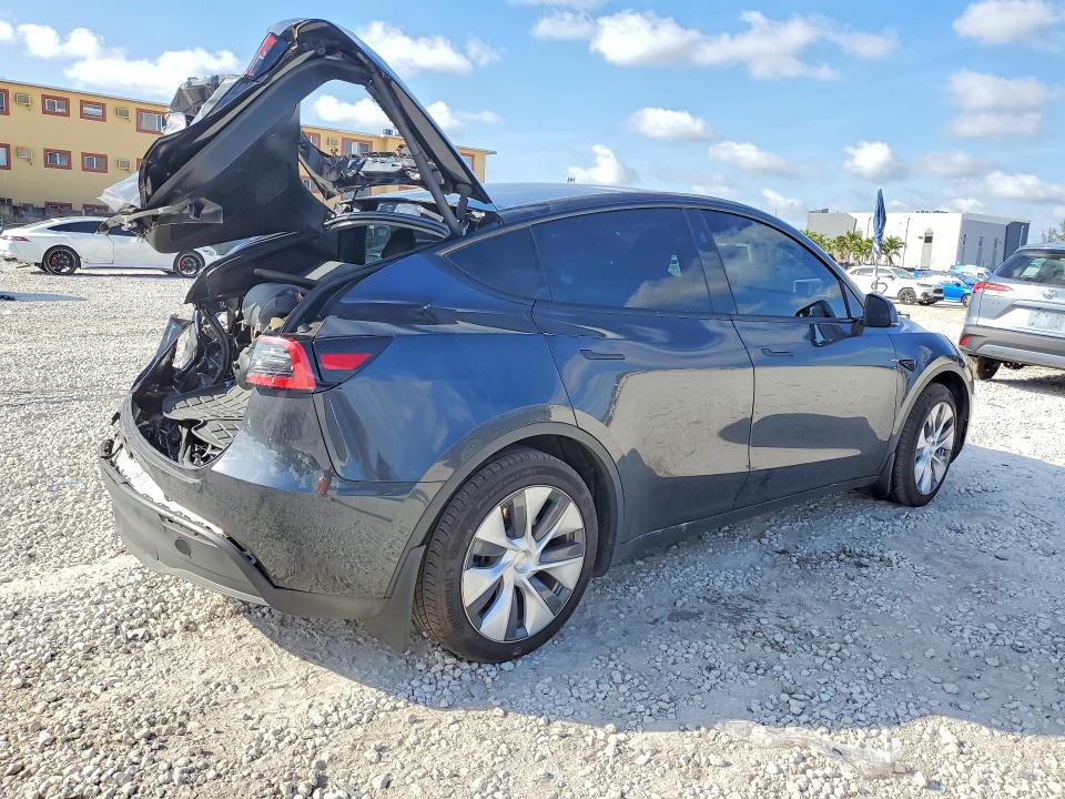 Продажа на аукционе авто 2024 Tesla Model Y, vin: 7SAYGDED4RF092443, номер лота: 78254075