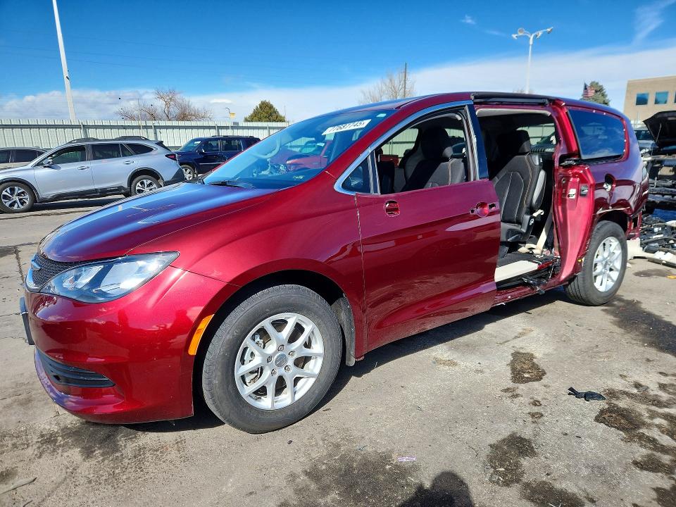 77687745 :رقم المزاد ، 2C4RC1DG9HR515687 vin ، 2017 Chrysler Pacifica مزاد بيع
