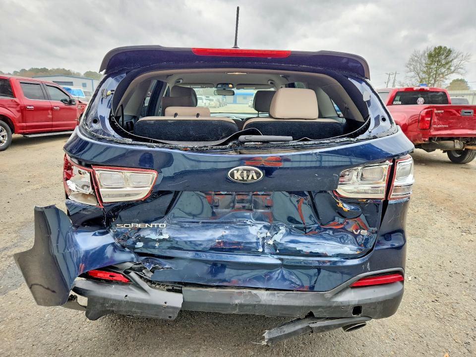 76049195 :رقم المزاد ، 5XYPG4A50HG190786 vin ، 2017 Kia Sorento مزاد بيع