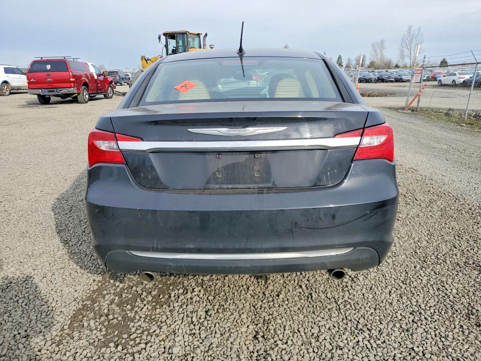 76482035 :رقم المزاد ، 1C3CCBCG8CN227098 vin ، 2012 Chrysler 200 مزاد بيع