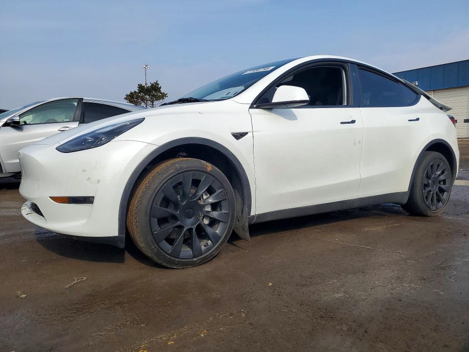 77956795 :رقم المزاد ، 7SAYGDEE6RA307097 vin ، 2024 Tesla Model Y مزاد بيع