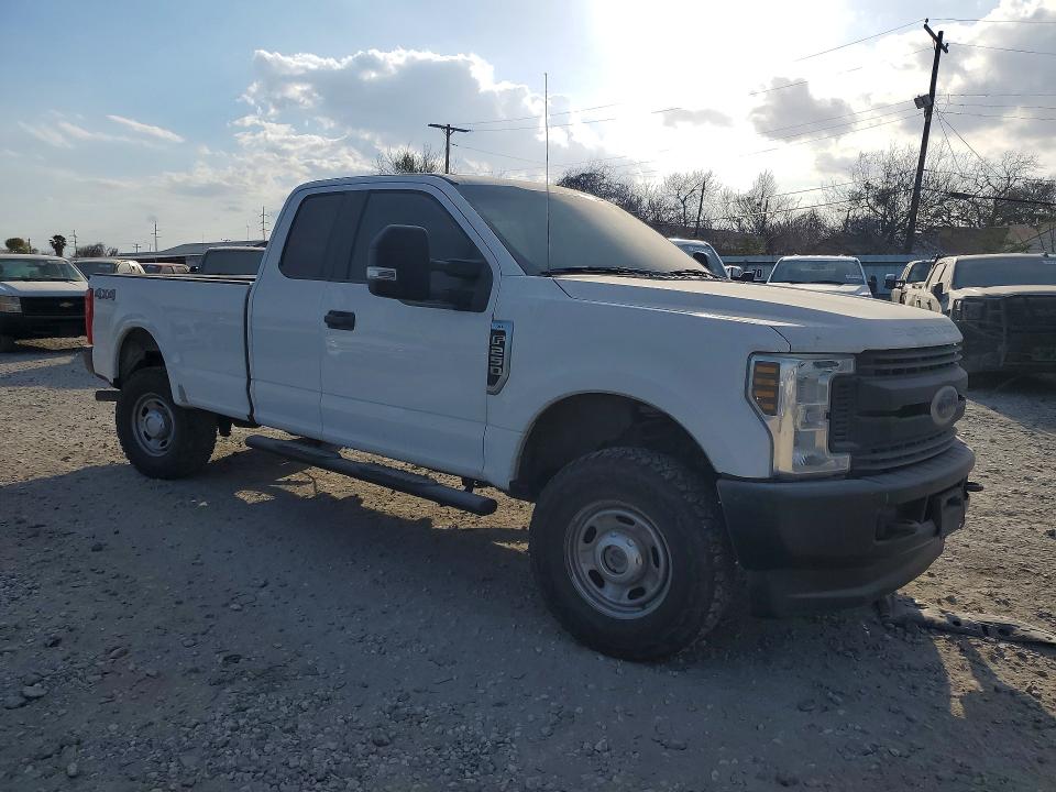 74548325 :رقم المزاد ، 1FT7X2B68KEE91673 vin ، 2019 Ford F250 مزاد بيع