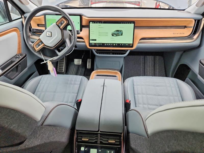 2026 Rivian R1s მანქანა იყიდება აუქციონზე, vin: 7PDSGBBP1TN081911, აუქციონის ნომერი: 75428385