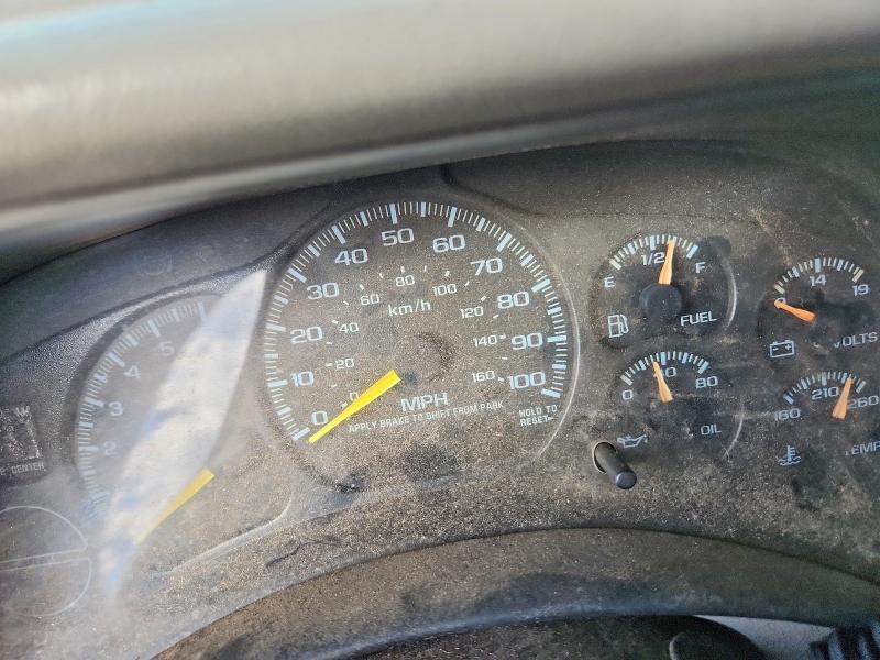 77824015 :رقم المزاد ، 2GTEK19T3Y1226889 vin ، 2000 Gmc New Sierra مزاد بيع