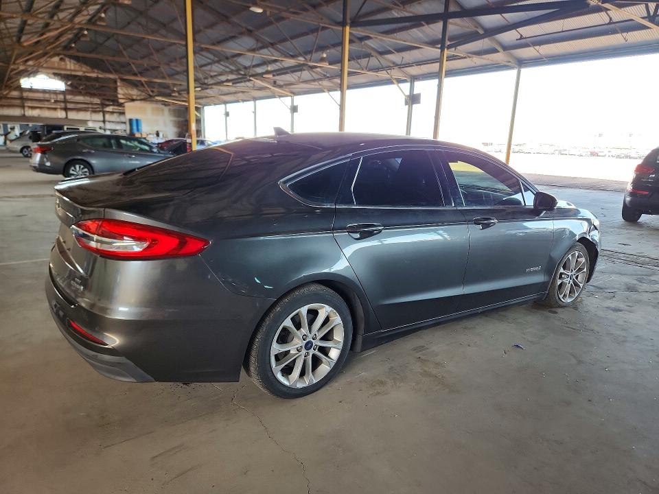 2019 Ford Fusion მანქანა იყიდება აუქციონზე, vin: 3FA6P0LU4KR208041, აუქციონის ნომერი: 79478155