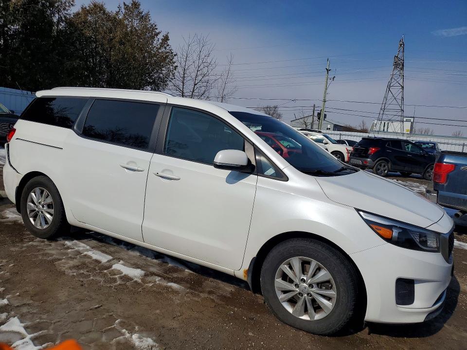 Продажа на аукционе авто 2017 Kia Sedona, vin: KNDMB5C18H6299033, номер лота: 78623405