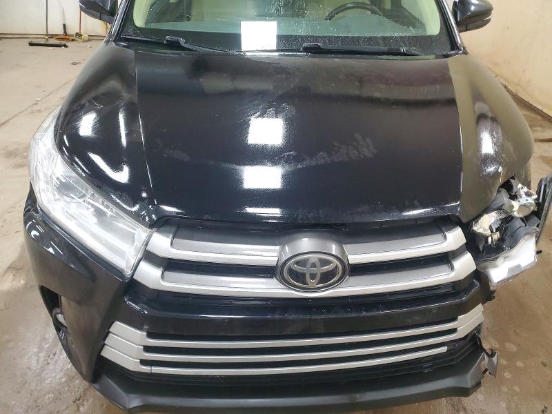 77315605 :رقم المزاد ، 5TDJZRFHXHS430803 vin ، 2017 Toyota Highlander مزاد بيع