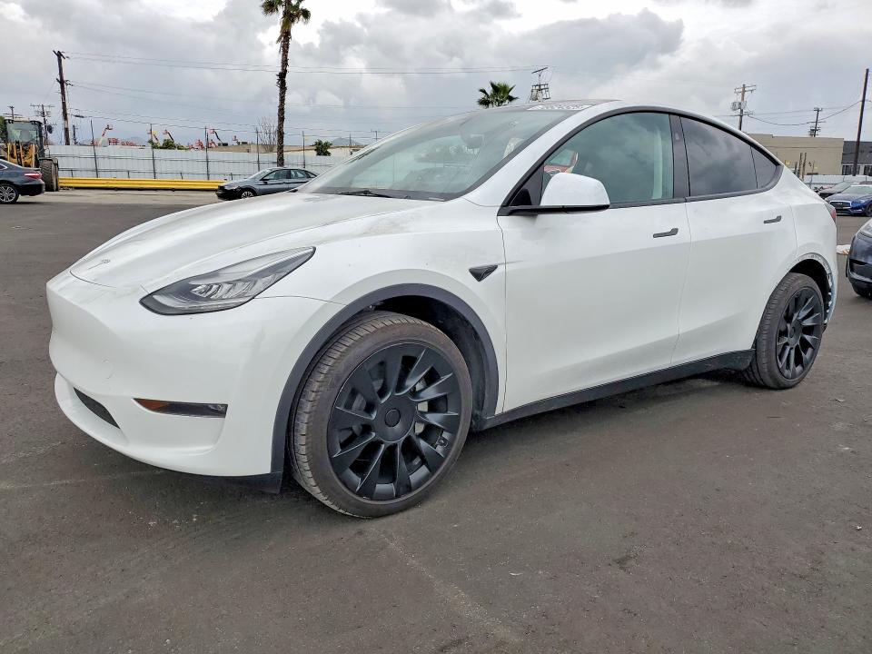 76624525 :رقم المزاد ، 7SAYGDEE9PA158049 vin ، 2023 Tesla Model Y مزاد بيع