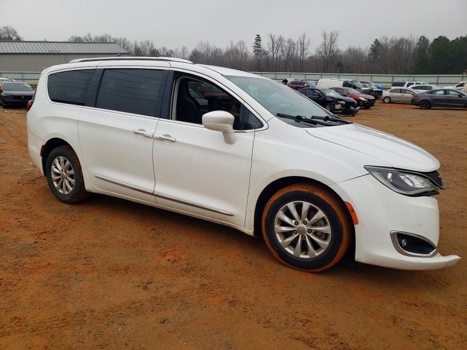 Продаж на аукціоні авто 2019 Chrysler Pacifica, vin: 2C4RC1BG9KR732554, номер лоту: 79181955