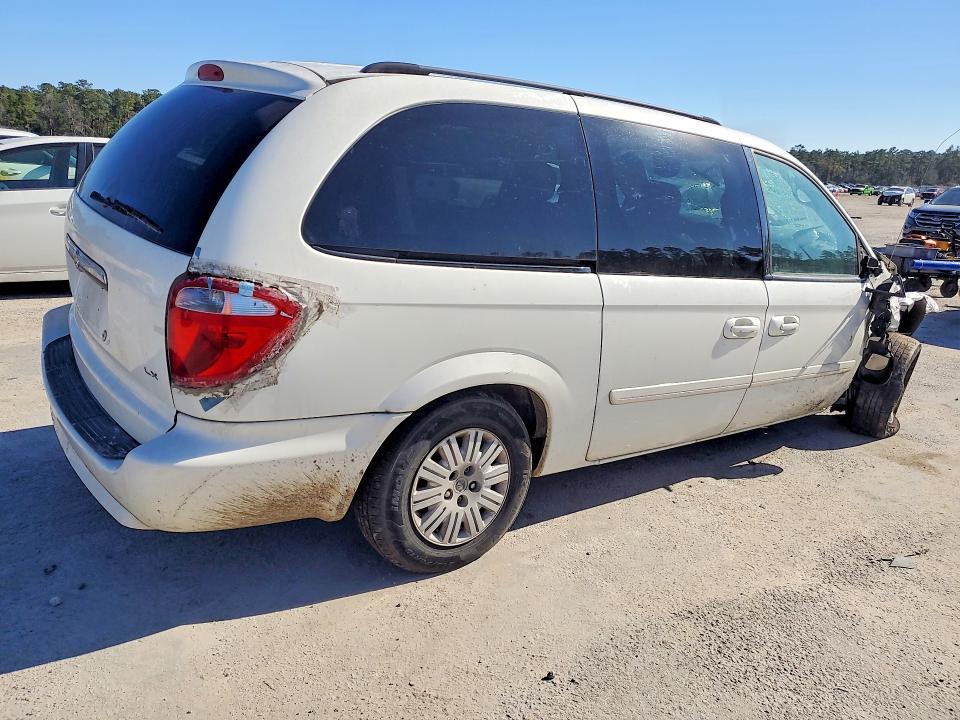2007 Chrysler Town And C მანქანა იყიდება აუქციონზე, vin: 2A4GP44RX7R267361, აუქციონის ნომერი: 77532285