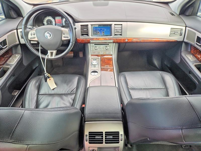 78504215 :رقم المزاد ، SAJWA0FB0BLS02825 vin ، 2011 Jaguar Xf مزاد بيع