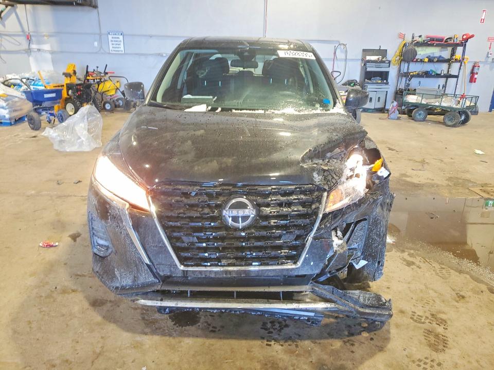 2025 Nissan Kicks Play მანქანა იყიდება აუქციონზე, vin: 3N1CP5BV0SL464736, აუქციონის ნომერი: 76928395