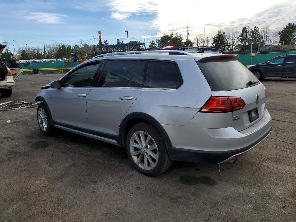 2017 Volkswagen Golf Alltrack მანქანა იყიდება აუქციონზე, vin: 3VWH17AU5HM512546, აუქციონის ნომერი: 65280786