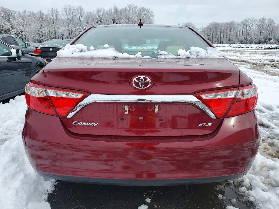 2017 Toyota Camry მანქანა იყიდება აუქციონზე, vin: 4T1BF1FK4HU695802, აუქციონის ნომერი: 78223325