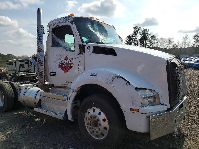 Продажа на аукционе авто 2019 Kenworth T880, vin: 1XKZDP9X4KJ229366, номер лота: 76792405