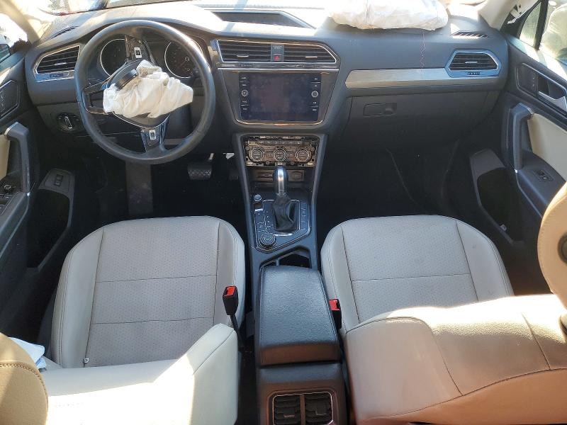 77811545 :رقم المزاد ، 3VV2B7AX2JM157875 vin ، 2018 Volkswagen Tiguan مزاد بيع