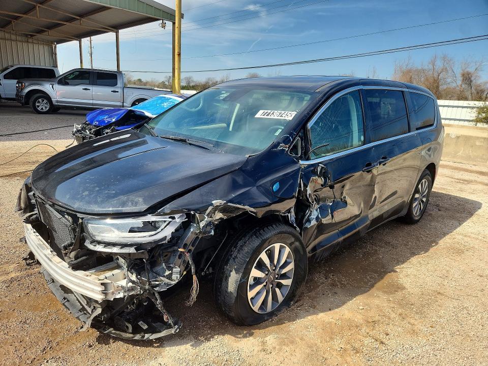 Продажа на аукционе авто 2023 Chrysler Pacifica, vin: 2C4RC1L76PR598995, номер лота: 77136745