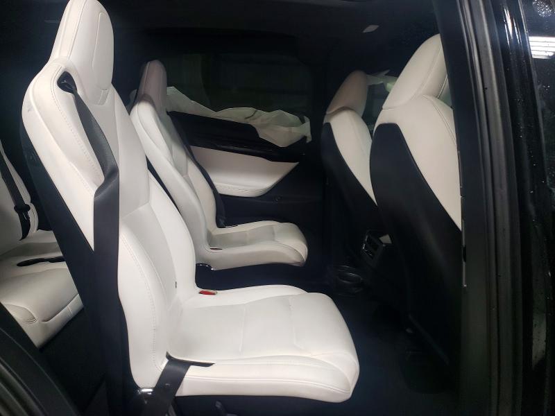 78709285 :رقم المزاد ، 5YJXCBE29LF244411 vin ، 2020 Tesla Model X مزاد بيع