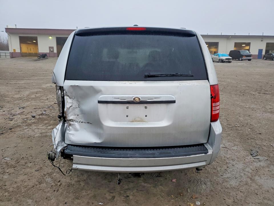 77971865 :رقم المزاد ، 2A4RR5D16AR421087 vin ، 2010 Chrysler Town & Country مزاد بيع