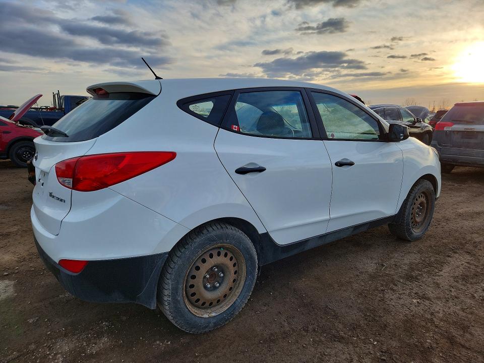 2013 Hyundai Tucson მანქანა იყიდება აუქციონზე, vin: KM8JT3AB0DU672499, აუქციონის ნომერი: 77596355