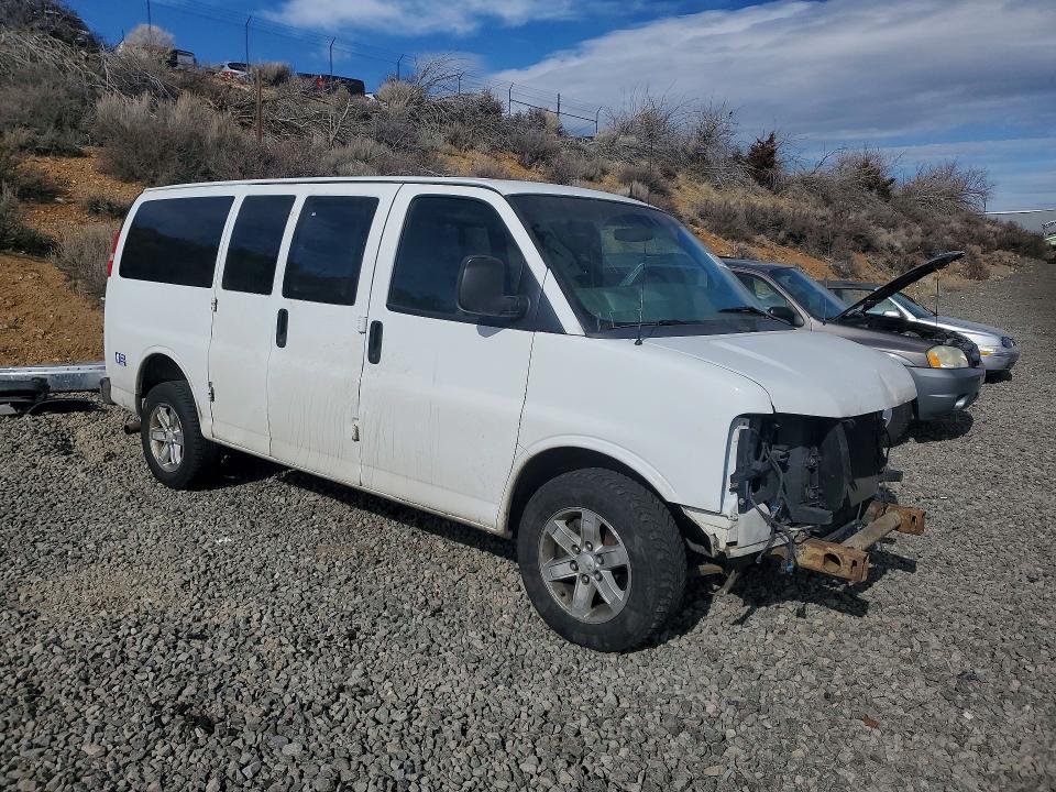 76576815 :رقم المزاد ، 1GKS8CF48D1164629 vin ، 2013 Gmc Savana مزاد بيع