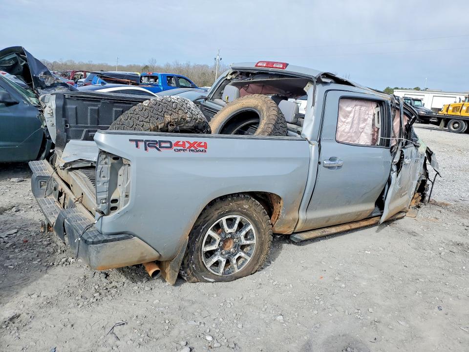 75572845 :رقم المزاد ، 5TFHY5F10KX820422 vin ، 2019 Toyota Tundra مزاد بيع