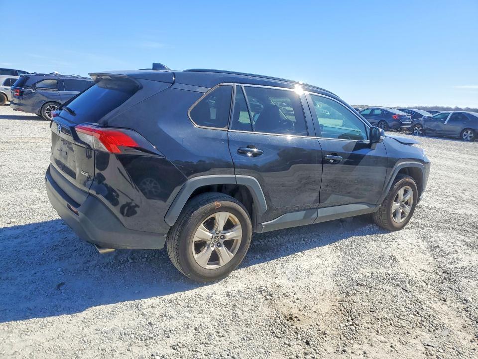Продаж на аукціоні авто 2021 Toyota Rav4, vin: 2T3W1RFV5MW133465, номер лоту: 78713535