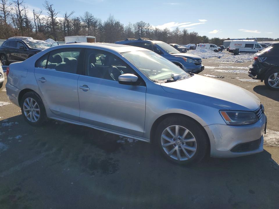 Продаж на аукціоні авто 2013 Volkswagen Jetta, vin: 3VWDP7AJ8DM385532, номер лоту: 75600045
