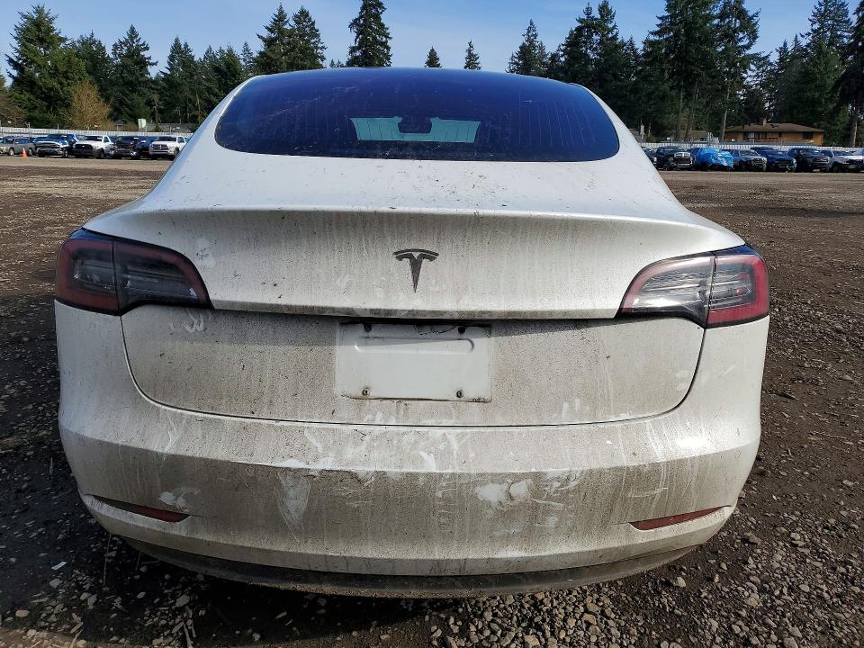 Продажа на аукционе авто 2018 Tesla Model 3, vin: 5YJ3E1EA5JF019765, номер лота: 76598555