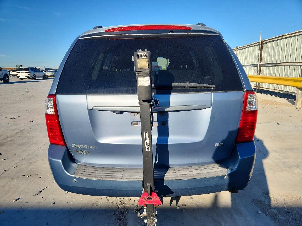2010 Kia Sedona მანქანა იყიდება აუქციონზე, vin: KNDMH4C39A6324330, აუქციონის ნომერი: 78636965