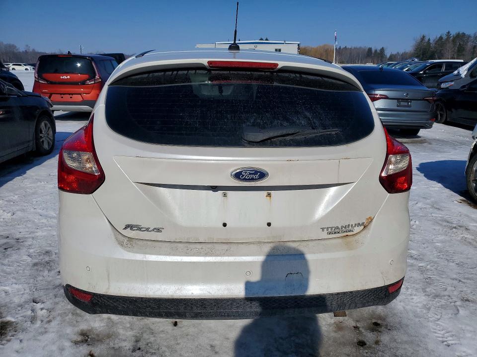 2013 Ford Focus Tita მანქანა იყიდება აუქციონზე, vin: 1FADP3N28DL366310, აუქციონის ნომერი: 77389545