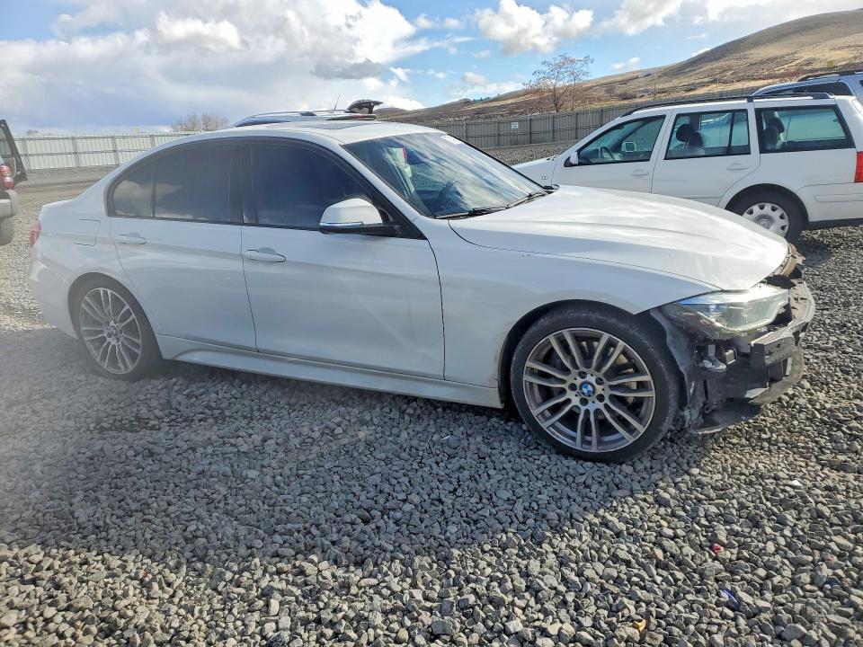 77149235 :رقم المزاد ، WBA8B3G5XJNV01429 vin ، 2018 Bmw 340 مزاد بيع