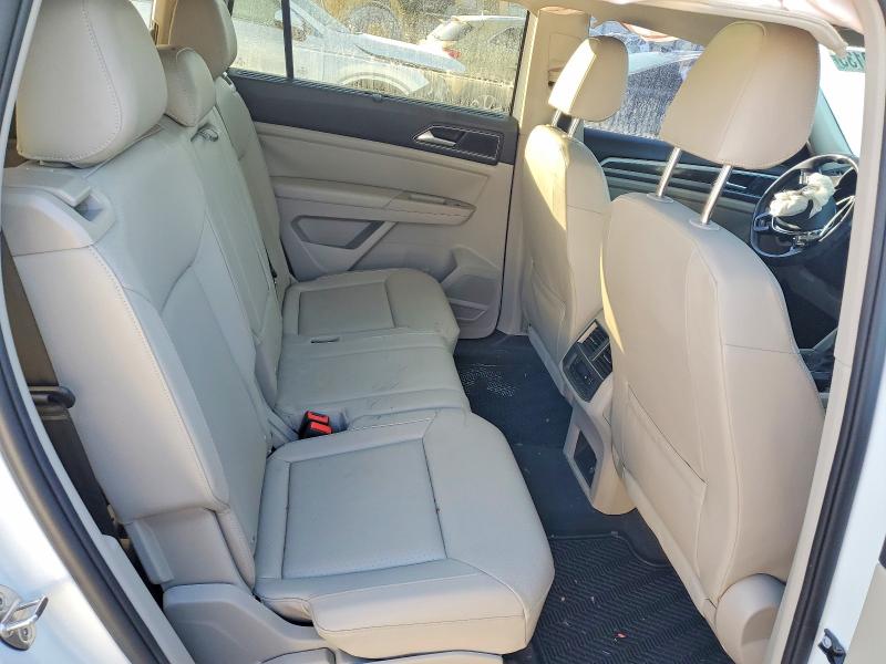 75440135 :رقم المزاد ، 1V2YR2CA2KC618879 vin ، 2019 Volkswagen Atlas مزاد بيع