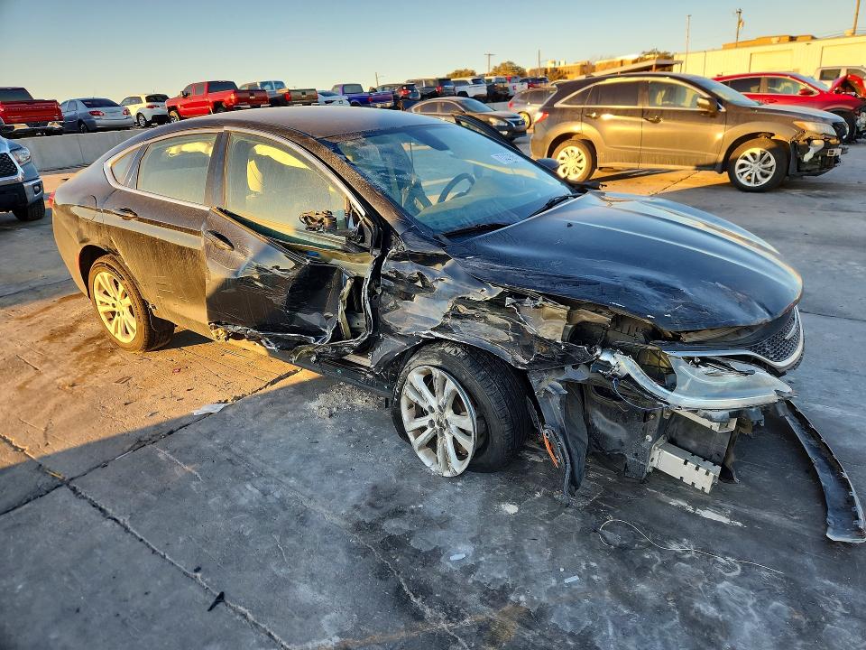 Продажа на аукционе авто 2016 Chrysler 200, vin: 1C3CCCAB0GN164100, номер лота: 76327905