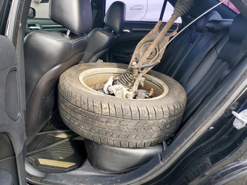 Продажа на аукционе авто 2014 Chrysler 300, vin: 2C3CCAGGXEH384017, номер лота: 76412565