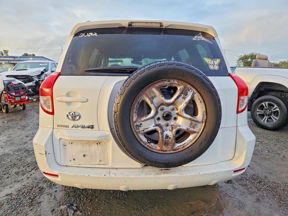 77765545 :رقم المزاد ، JTMZK33V265002838 vin ، 2006 Toyota Rav4 مزاد بيع
