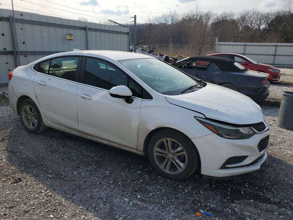 Aukcja sprzedaży 2018 Chevrolet Cruze, vin: 1G1BE5SM9J7114541, numer aukcji: 76926975