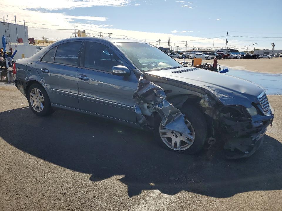 2004 Mercedes-benz E მანქანა იყიდება აუქციონზე, vin: WDBUF65J54A567548, აუქციონის ნომერი: 78475495