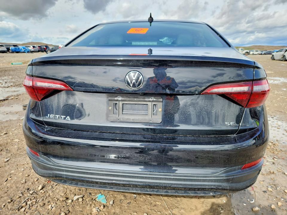 2022 Volkswagen Jetta მანქანა იყიდება აუქციონზე, vin: 3VW7M7BU2NM003527, აუქციონის ნომერი: 78645385