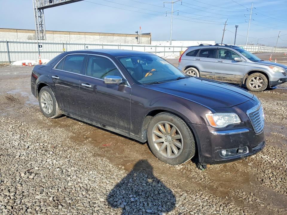 77312215 :رقم المزاد ، 2C3CCAET9CH188101 vin ، 2012 Chrysler 300c مزاد بيع