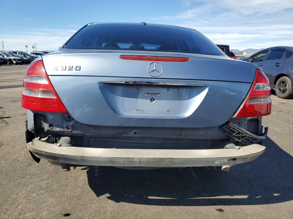 2004 Mercedes-benz E მანქანა იყიდება აუქციონზე, vin: WDBUF65J54A567548, აუქციონის ნომერი: 78475495