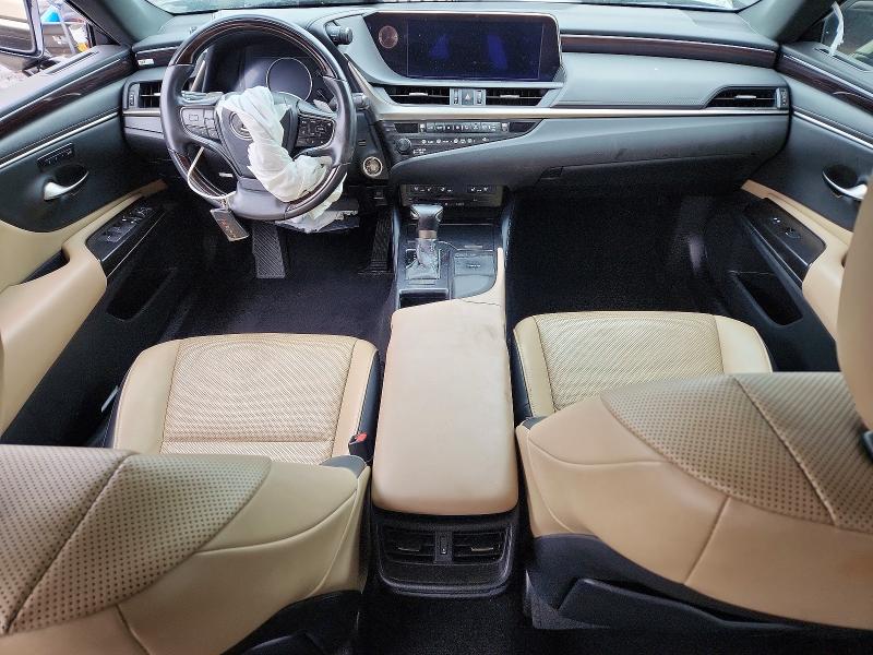 77583345 :رقم المزاد ، 58ABZ1B18KU046833 vin ، 2019 Lexus Es مزاد بيع