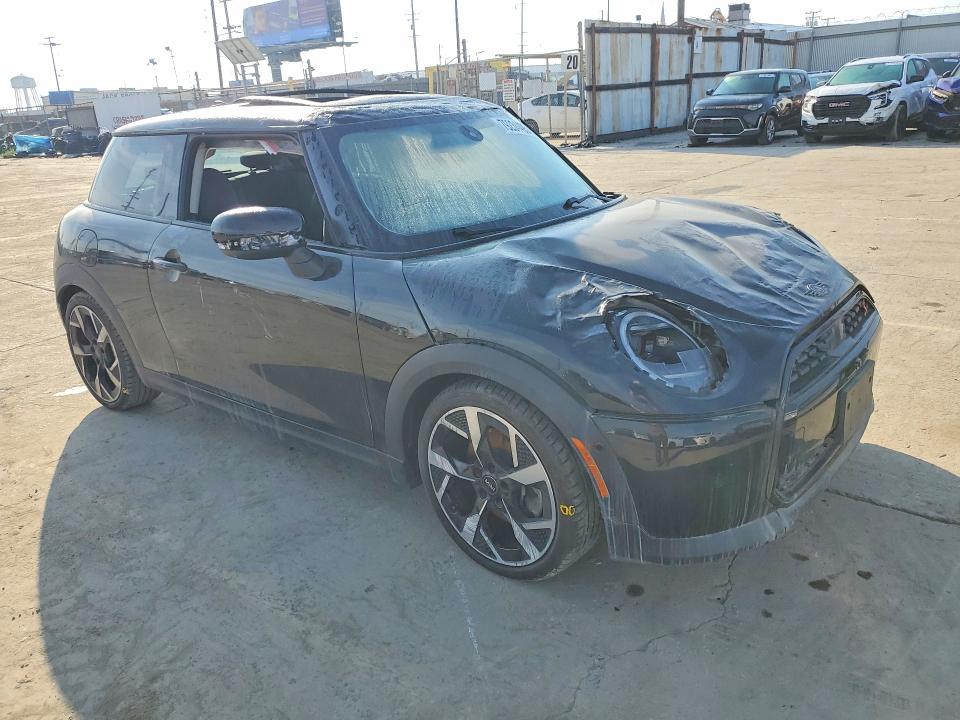 79234495 :رقم المزاد ، WMW23GD06S2W35165 vin ، 2025 Mini Cooper مزاد بيع