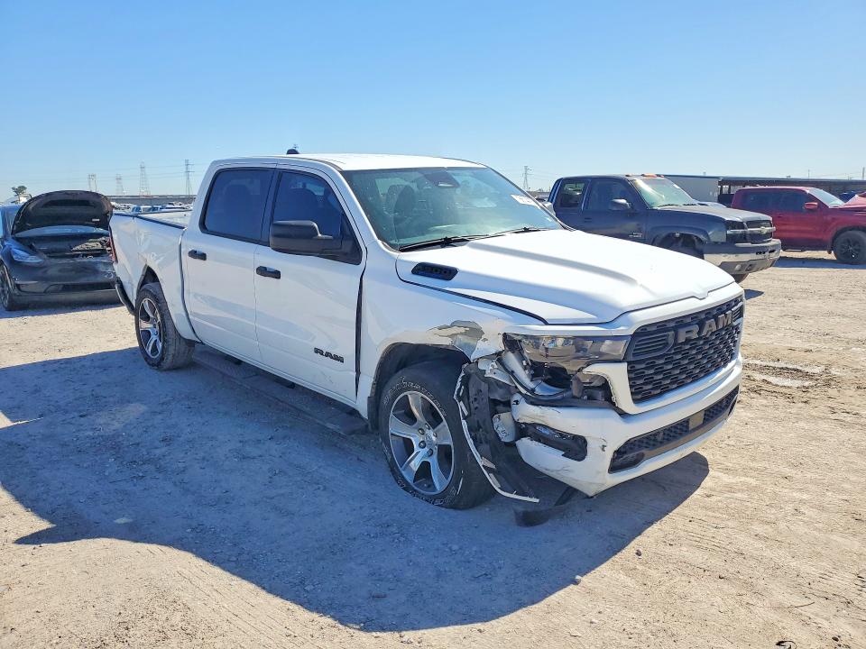 Продаж на аукціоні авто 2025 Ram 1500, vin: 1C6RREGG1SN647646, номер лоту: 76614475
