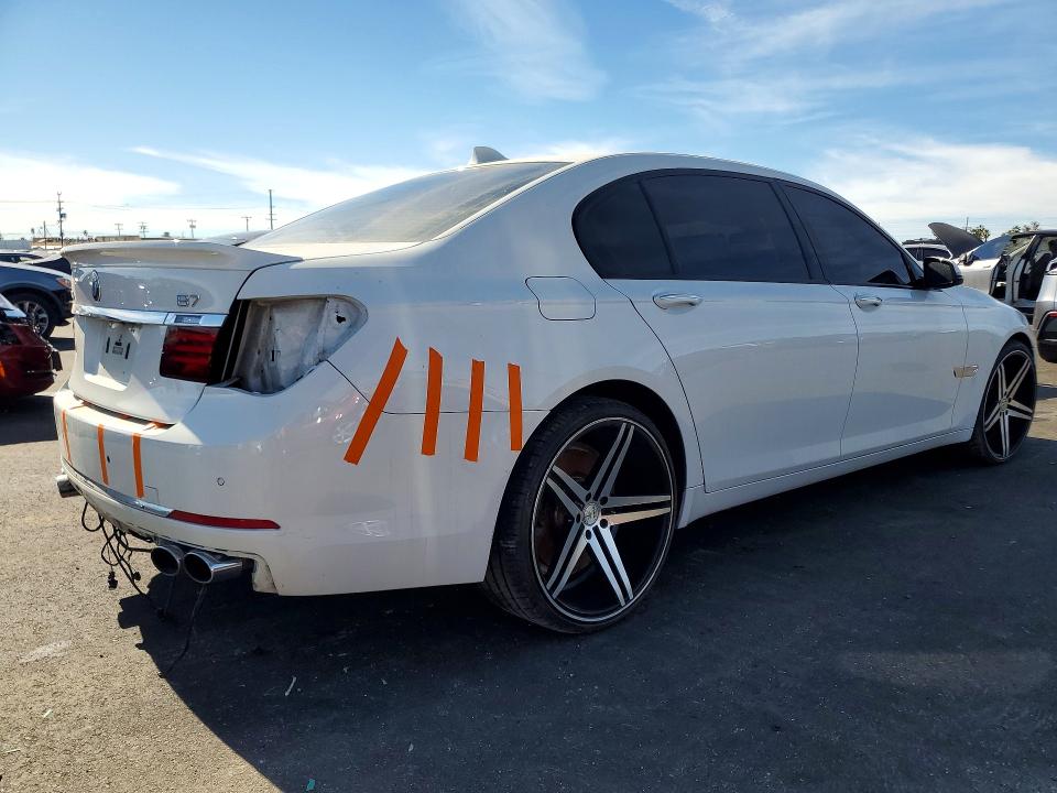 Продажа на аукционе авто 2013 Bmw Alpina B7, vin: WBAYE8C57DDS15977, номер лота: 77900795
