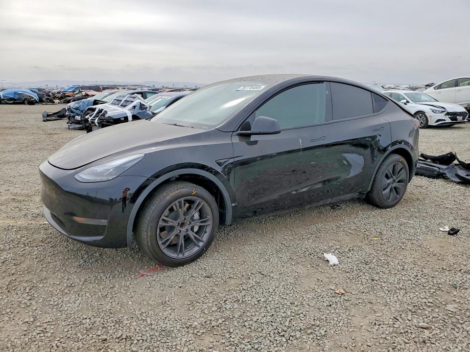 76775485 :رقم المزاد ، 7SAYGDED7RF160783 vin ، 2024 Tesla Model Y مزاد بيع