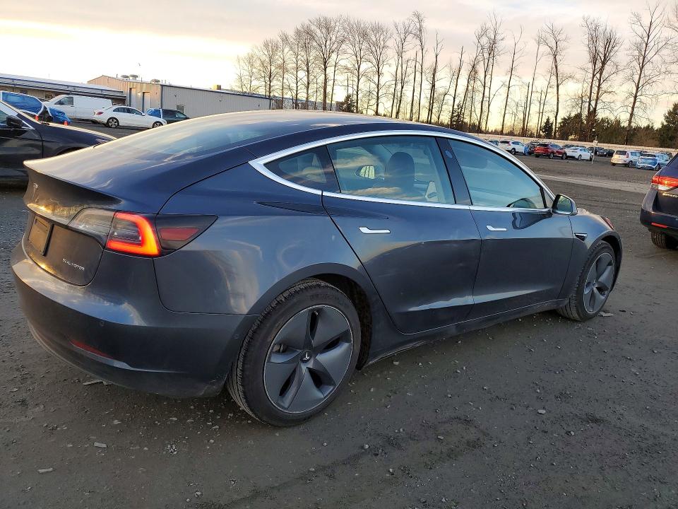 2019 Tesla Model 3 მანქანა იყიდება აუქციონზე, vin: 5YJ3E1EB3KF533348, აუქციონის ნომერი: 76466805