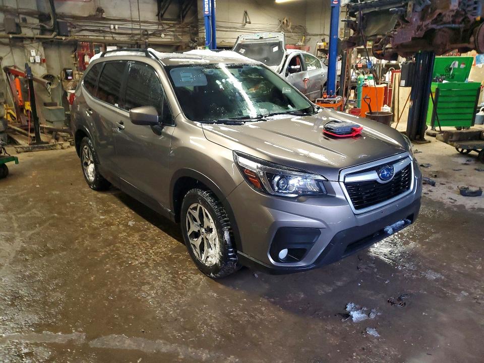 74205795 :رقم المزاد ، JF2SKEFC2LH533539 vin ، 2020 Subaru Forester مزاد بيع