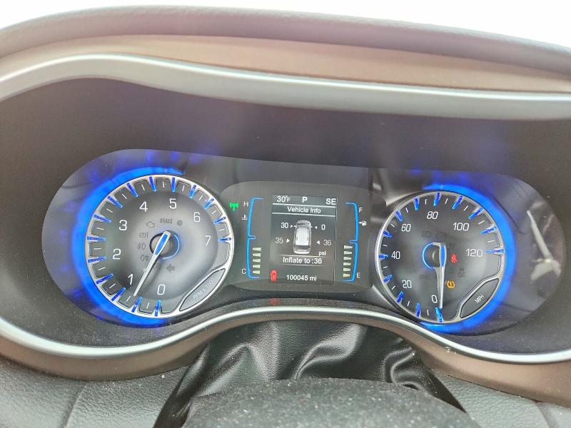 Продаж на аукціоні авто 2017 Chrysler Pacifica, vin: 2C4RC1DGXHR588972, номер лоту: 77406665
