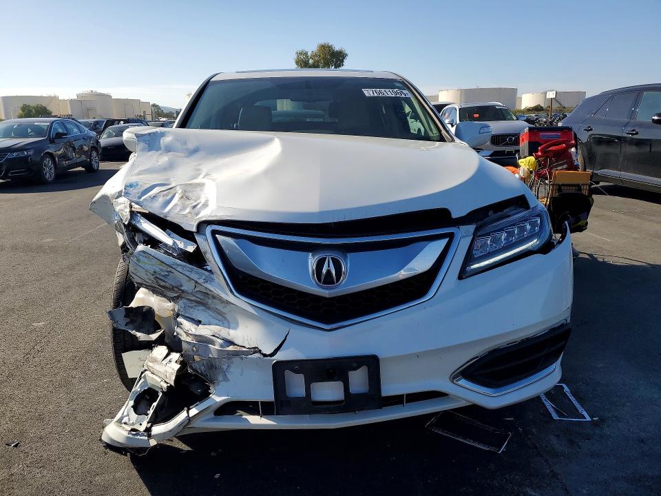 Auction sale of the 2018 Acura Rdx, vin: 5J8TB4H51JL027627, lot number: 76611965